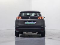 Usado Peugeot 3008 Active 130 CV (95 kW) 2021 Gris / plata SUV