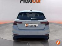Usado Skoda Fabia Selection 80 CV (58 kW) 2023 Blanco Utilitario