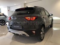 Usado Kia Stonic GT-Line 100 HP (73 kW) 2021 Cinzento SUV