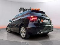 Usado Mercedes A180 Urban 122 CV (89 kW) 2017 Negro Berlina