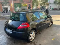 Usado Renault Mégane Dynamique 85 CV (62 kW) 2006 Negro Berlina
