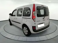 Usado Renault Kangoo Zen 75 CV (55 kW) 2018 Blanco Monovolumen