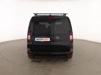 Usado VW Caddy 122 CV (89 kW) 2021 Negro Monovolumen