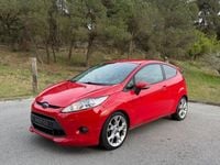Usado Ford Fiesta Sport 90 CV (66 kW) 2009 Rojo Utilitario