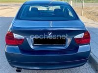 Usado BMW 318 143 CV (105 kW) 2006 Gris / plata Familiar