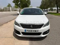 Usado Peugeot 308 Allure 130 CV (95 kW) 2018 Blanco Berlina