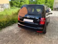 Używany VW Touran Edition 105 KM (77 kW) 2009 Czarny Minivan