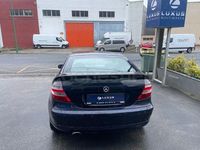 Usado Mercedes C200 163 CV (119 kW) 2007 Azul Berlina