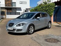 Usado Seat Leon Reference 105 CV (77 kW) 2006 Gris / plata Utilitario