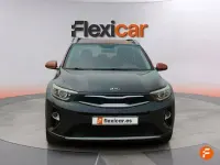 Usado Kia Stonic 120 CV (88 kW) 2018 Negro SUV