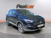 Usado MG ZS Luxury 114 kW (156 CV) 2022 Negro SUV