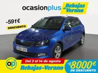 Usado Skoda Fabia 90 CV (66 kW) 2017 Azul Berlina