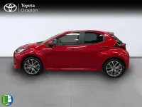 Usado Toyota Yaris Style 116 CV (85 kW) 2025 Rojo Utilitario