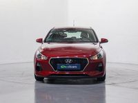 Usado Hyundai i30 95 CV (69 kW) 2018 Rojo Berlina