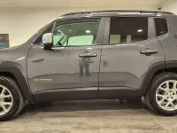 Usado Jeep Renegade Limited 120 CV (88 kW) 2022 Gris / plata SUV