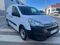 Usado Citroën Berlingo 75 CV (55 kW) 2017 Blanco Monovolumen