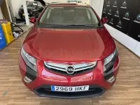 Usado Opel Ampera Excellence 150 CV (110 kW) 2012 Granate Utilitario
