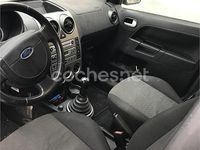 Usado Ford Fusion 68 CV (50 kW) 2004 Gris / plata Utilitario