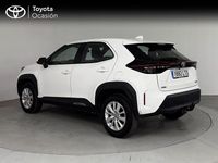 Usado Toyota Yaris Hybrid Business Edition 116 CV (85 kW) 2021 Blanco