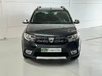 Usado Dacia Logan MCV Stepway 90 CV (66 kW) 2017 Gris / plata Familiar