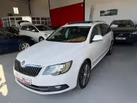 Usado Skoda Superb Active 105 CV (77 kW) 2015 Blanco Berlina