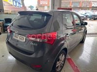 Usado Hyundai ix20 Comfort 90 CV (66 kW) 2010 Gris / plata Utilitario