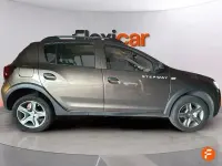Usado Dacia Sandero Essentiel 100 CV (73 kW) 2020 Negro