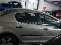 Usado Peugeot 407 110 CV (80 kW) 2005 Beige Berlina
