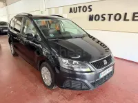 Usado Seat Alhambra Reference 140 CV (102 kW) 2011 Negro Monovolumen