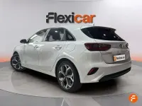 Usado Kia Ceed 136 CV (100 kW) 2019 Blanco Utilitario