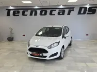 Usado Ford Fiesta Trend 75 CV (55 kW) 2016 Blanco Utilitario