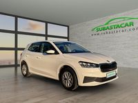 Usado Skoda Fabia Ambition 80 CV (58 kW) 2022 Blanco Utilitario