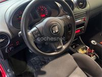Usado Seat Ibiza Sport 100 CV (73 kW) 2005 Rojo Berlina