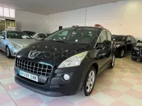 Usado Peugeot 3008 Premium 110 CV (80 kW) 2009 Negro Familiar