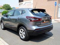 Usado Nissan Qashqai Acenta 115 CV (84 kW) 2020 Gris SUV