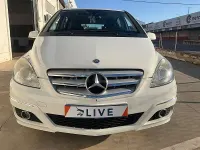 Usado Mercedes B200 140 CV (102 kW) 2010 Blanco Monovolumen