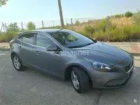Usado Volvo V40 Momentum 150 CV (110 kW) 2016 Gris / plata Berlina