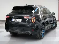 Usado Lynk & Co 01 261 CV (191 kW) 2023 Negro SUV