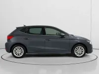 Usado Seat Ibiza XCELLENCE 110 CV (80 kW) 2025 Gris Utilitario