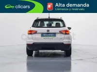Usado Seat Arona Style 90 CV (66 kW) 2020 Blanco SUV
