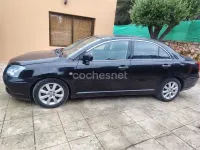 Occasion Toyota Avensis Sol 129 PK (94 kW) 2004 Zwart Sedan