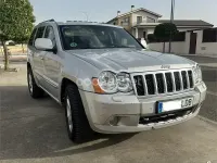 Usado Jeep Grand Cherokee Overland 218 CV (160 kW) 2010 Gris / plata SUV