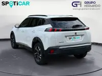 Usado Peugeot 2008 Allure 100 CV (73 kW) 2021 Blanco SUV