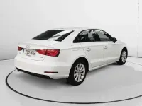 Usado Audi A3 Attraction 105 CV (77 kW) 2014 Blanco Berlina
