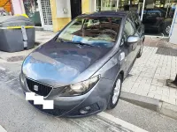 Usado Seat Ibiza Reference 90 CV (66 kW) 2012 Gris / plata Berlina