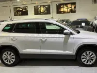 Usado Skoda Karoq Style 150 CV (110 kW) 2023 Blanco SUV