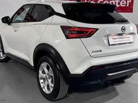 Usado Nissan Juke N-Connecta 114 CV (83 kW) 2022 Blanco everest (soli SUV