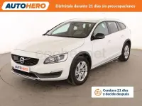 Usado Volvo V60 CC Kinetic 150 CV (110 kW) 2015 Blanco Familiar