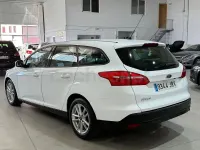 Usado Ford Focus Trend 120 CV (88 kW) 2016 Blanco Familiar