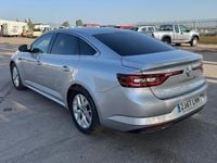 Usado Renault Talisman LIMITED 150 CV (110 kW) 2020 Gris / plata Berlina